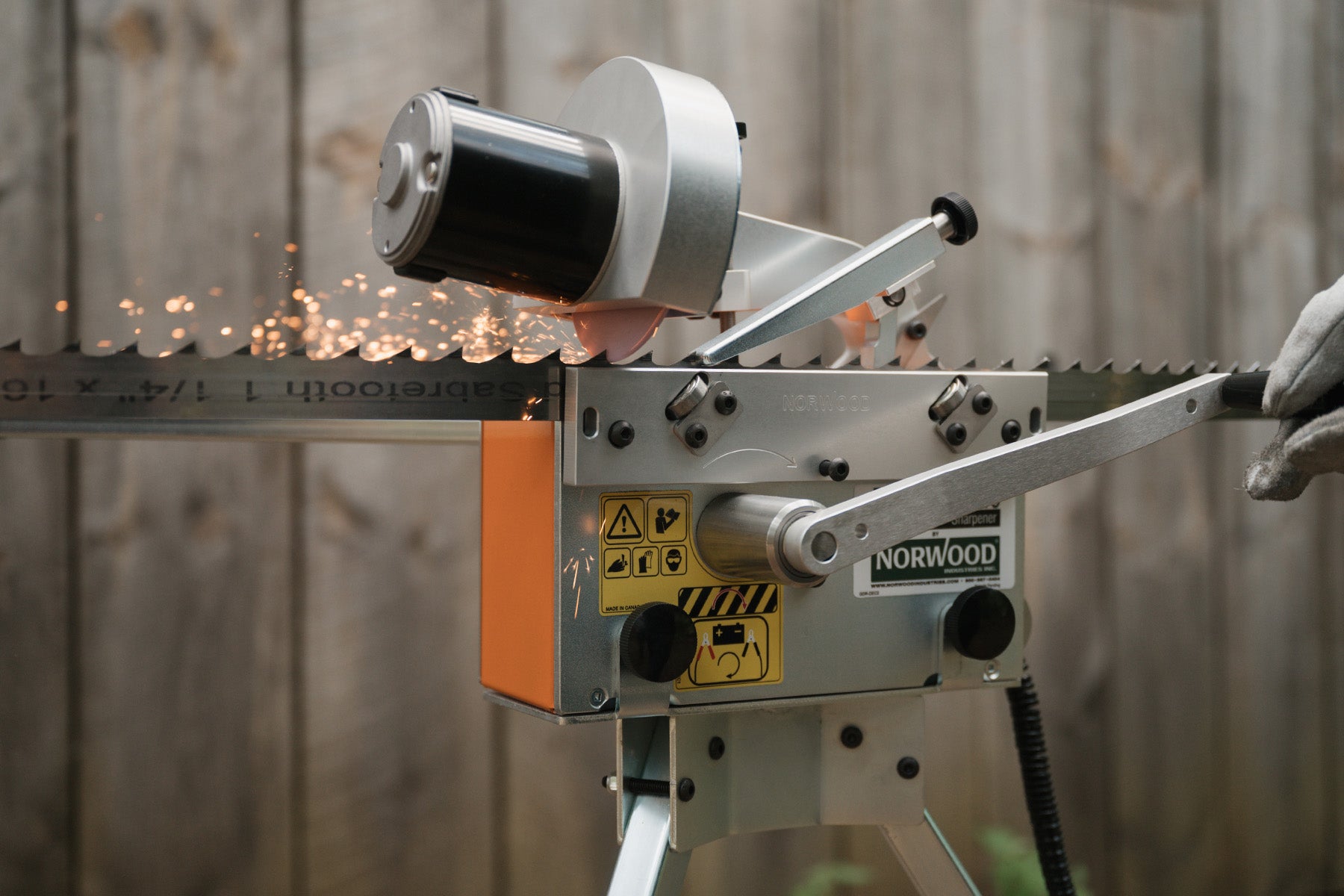 BladeMate Pro Sharpener – Norwood Sawmills